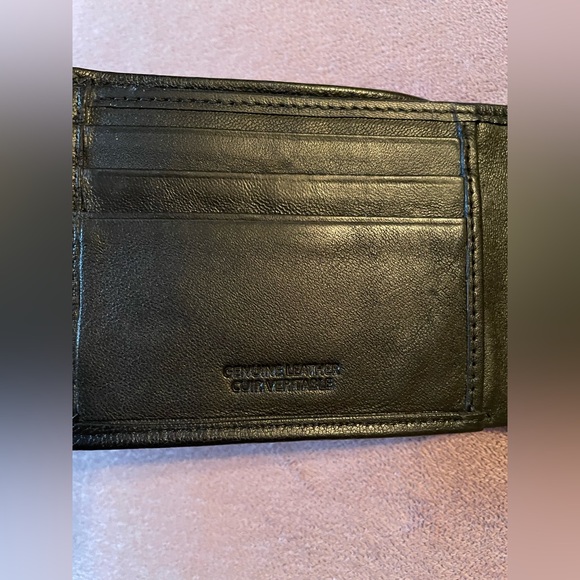 Classic Black Leather Wallet - Picture 6 of 10